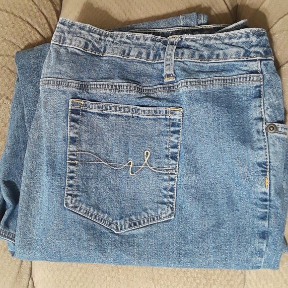Size 22W St. John's Bay Jeans - Picture 1 of 5